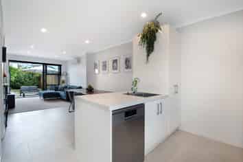 23 Vincent McGrath Crescent, Swanson