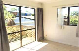 11A Kelwyn Road, Kelston