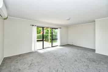 1/60 Red Crest Avenue, Papakura