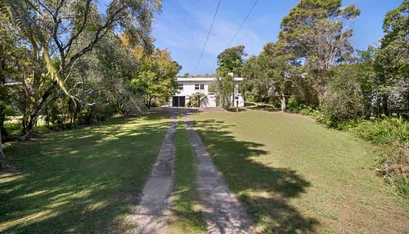 78 Atkinson Road, Titirangi