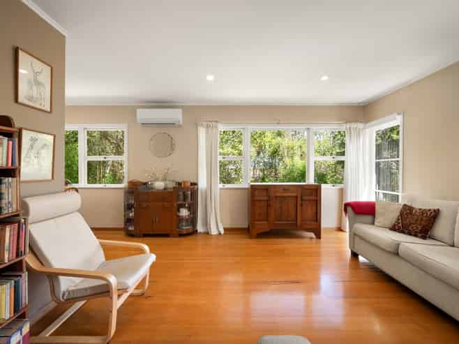 78 Atkinson Road, Titirangi