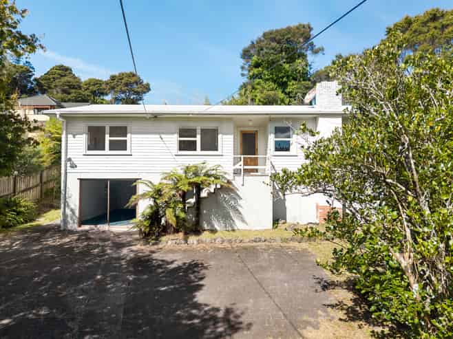 78 Atkinson Road, Titirangi