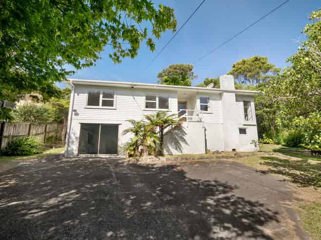 78 Atkinson Road, Titirangi