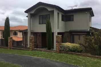 3 Enclave, Totara Heights