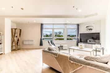 6J/205 Hobson Street, Auckland Central