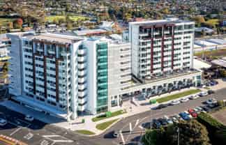 202/6 Waikumete Road, Glen Eden