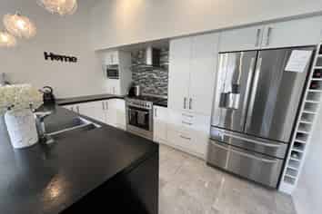 30 Peter Hall Drive, Kelvin Grove