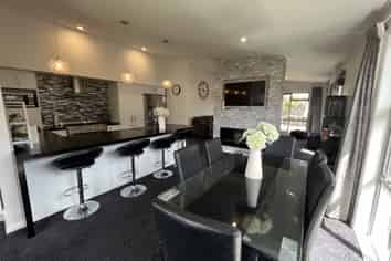 30 Peter Hall Drive, Kelvin Grove