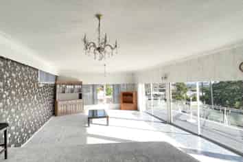 11 Gilliam Street, New Lynn