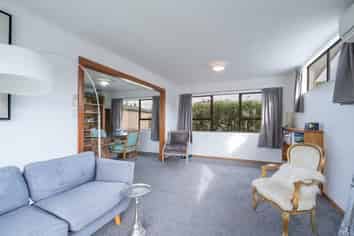 7a Windlesham Place, Wakefield