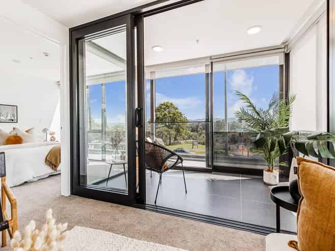 103/1 Buscomb Avenue, Henderson