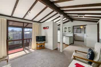 67 Waimea Road, Waikanae Beach