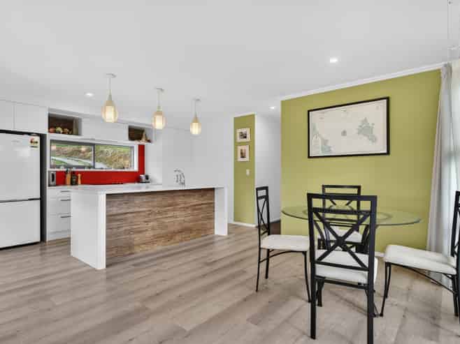 573 Valley Road, Kaiwaka