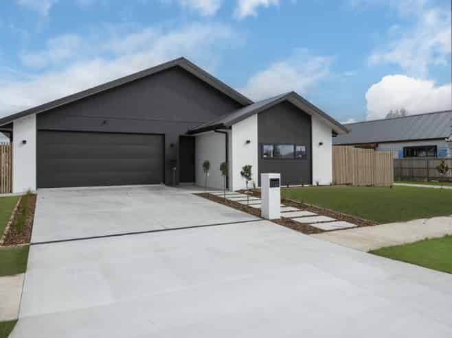 23 Whakahaumako Road, Cambridge