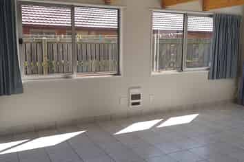 1/75 Mandeville Street, Riccarton