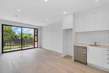 G05/2 Ko Street, Northcote