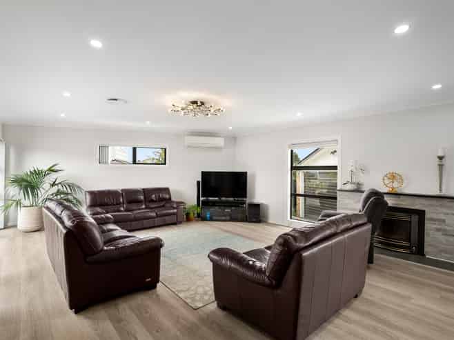 15 Collie Street, Hillpark