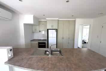 4A  Albert Street, Whitianga