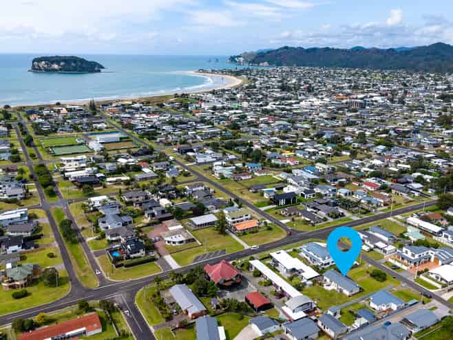 102 Mako Road, Whangamata