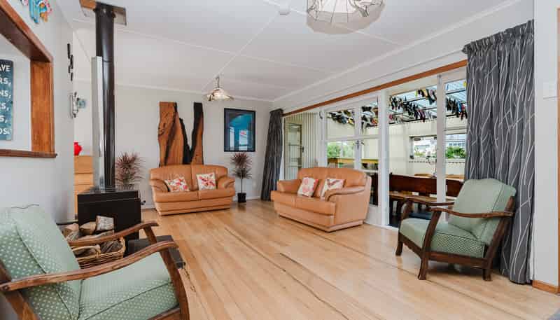 102 Mako Road, Whangamata
