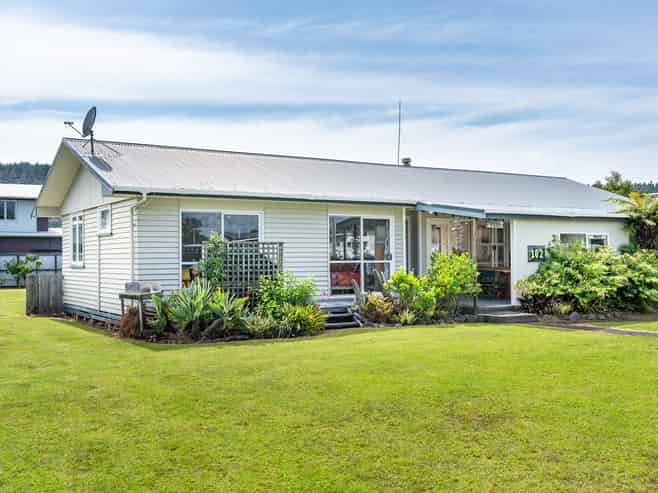 102 Mako Road, Whangamata