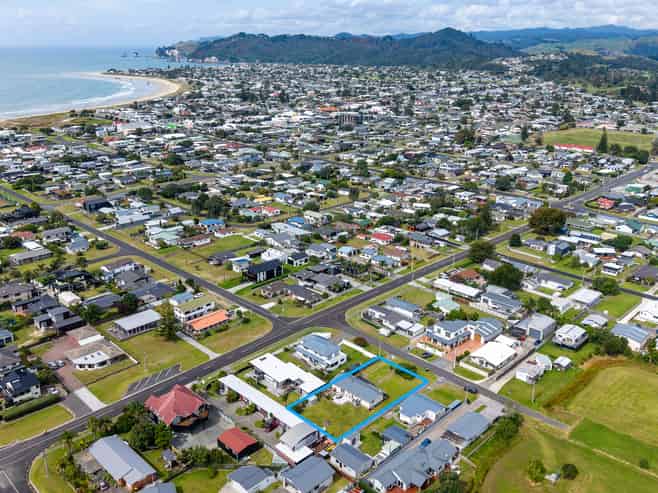 102 Mako Road, Whangamata