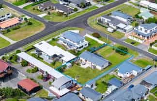 102 Mako Road, Whangamata