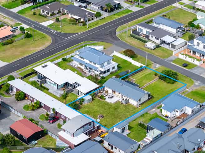 102 Mako Road, Whangamata