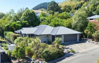 12 Ben Bracken Place, Bishopdale