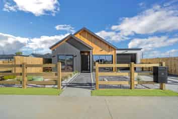 60 Whangamaire Rise, Karaka