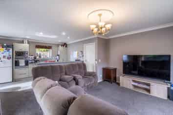 11 Bourke Street, Windsor