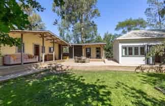 145 Hikunui Road, Kahutara