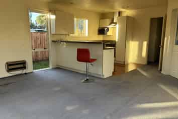 4  Rosefield Lane, Northcote