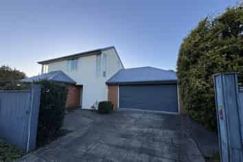 4  Rosefield Lane, Northcote