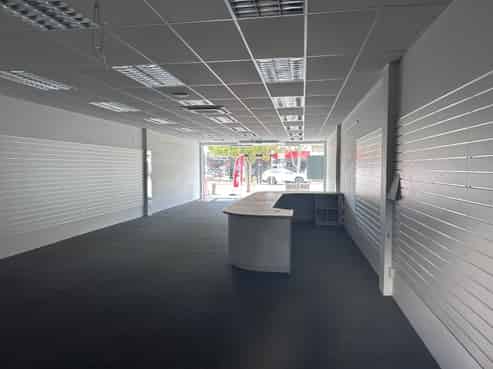 Prime retail on Gloucester