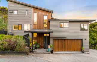 339 Ridge Road, Paremoremo