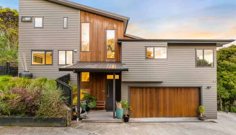 339 Ridge Road, Paremoremo