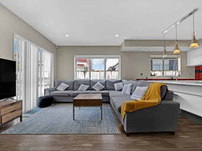 10 Puoro Street, Flat Bush