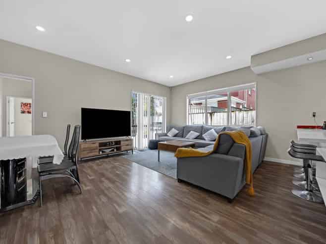 10 Puoro Street, Flat Bush