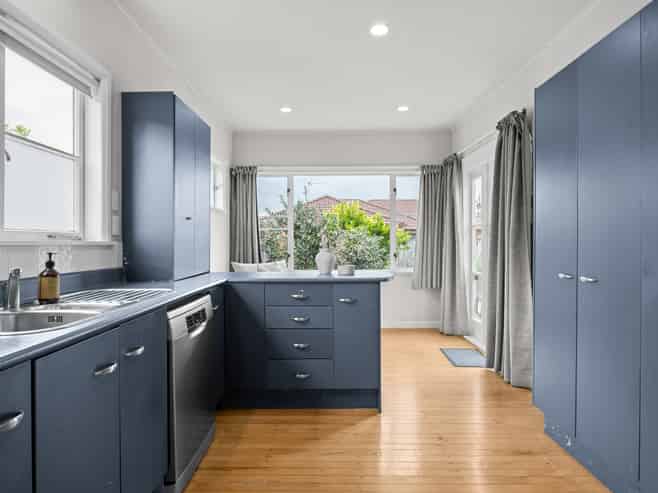 8 Bolmuir Road, Forest Lake