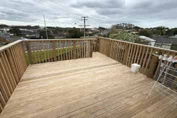 2/140 Metcalfe Road, Ranui