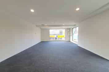 High-yield investment + owner occupier options