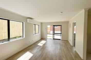 C/2 Crystal Avenue, Glendene