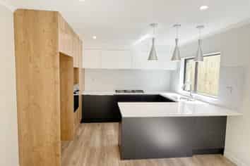 C/2 Crystal Avenue, Glendene