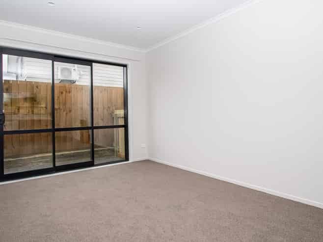 12/10 Charlemont Street, Whitiora