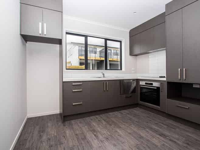 12/10 Charlemont Street, Whitiora