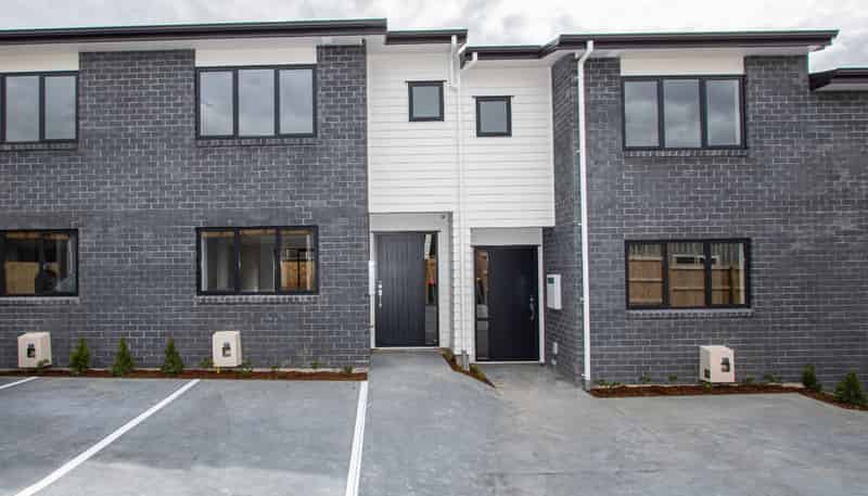 12/10 Charlemont Street, Whitiora