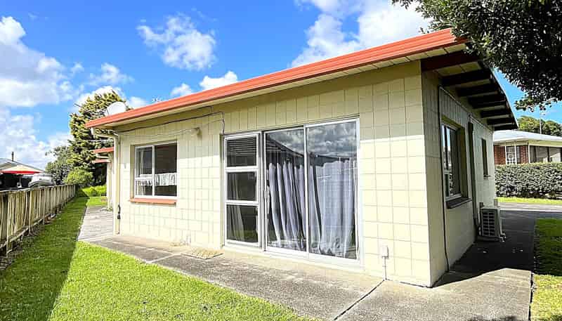 1/13 Sandspit Road, Waiuku