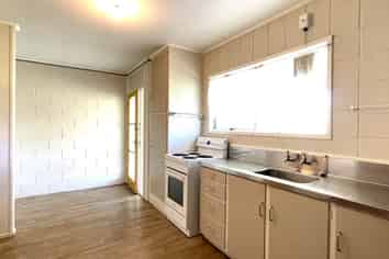 1/13 Sandspit Road, Waiuku