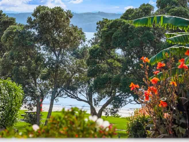 22 Sunrise Boulevard, Snells Beach